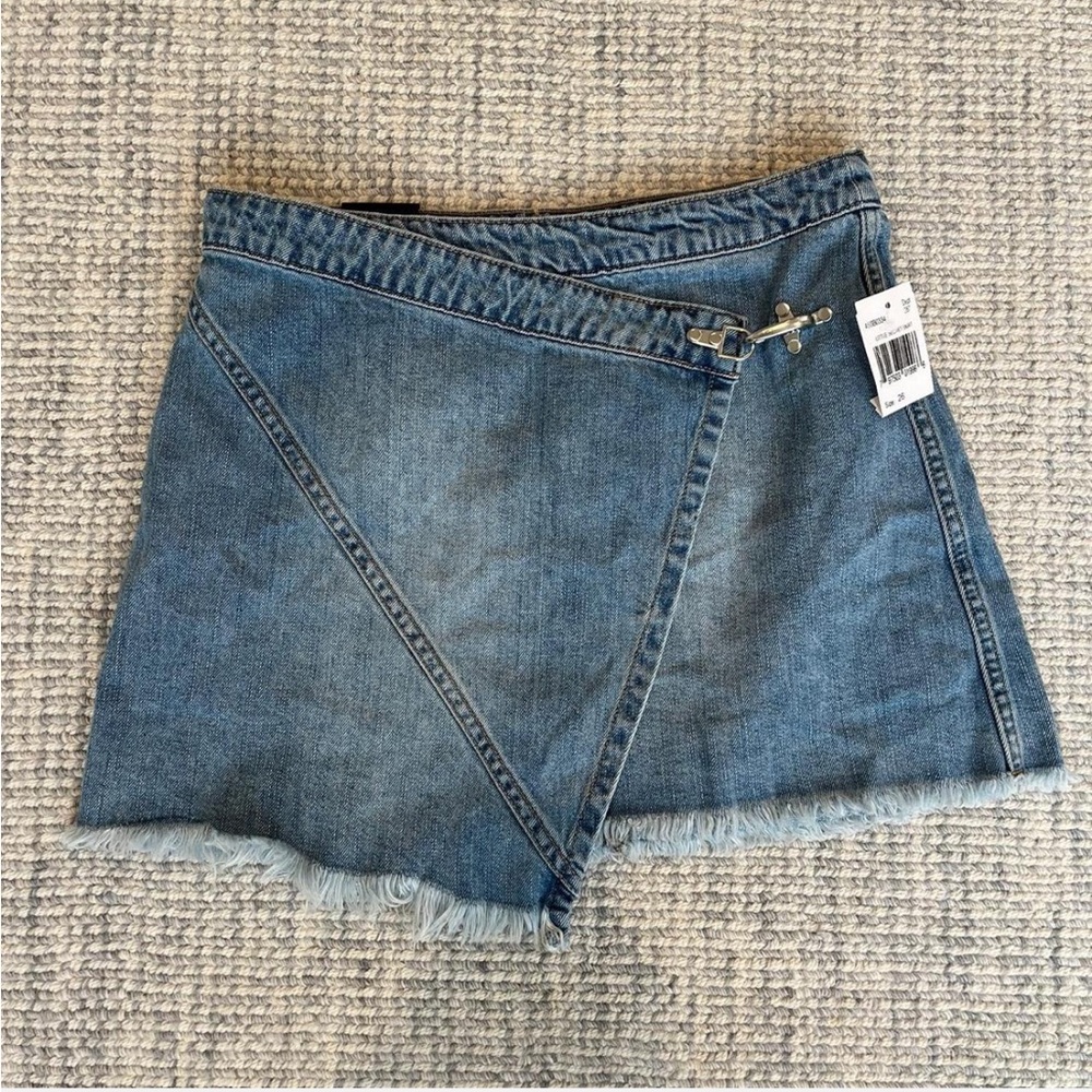 Stylish Denim Skirt